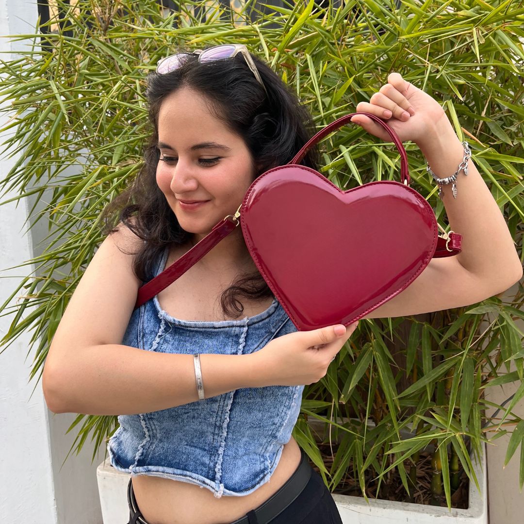 Adore Me Bag - Cherry red
