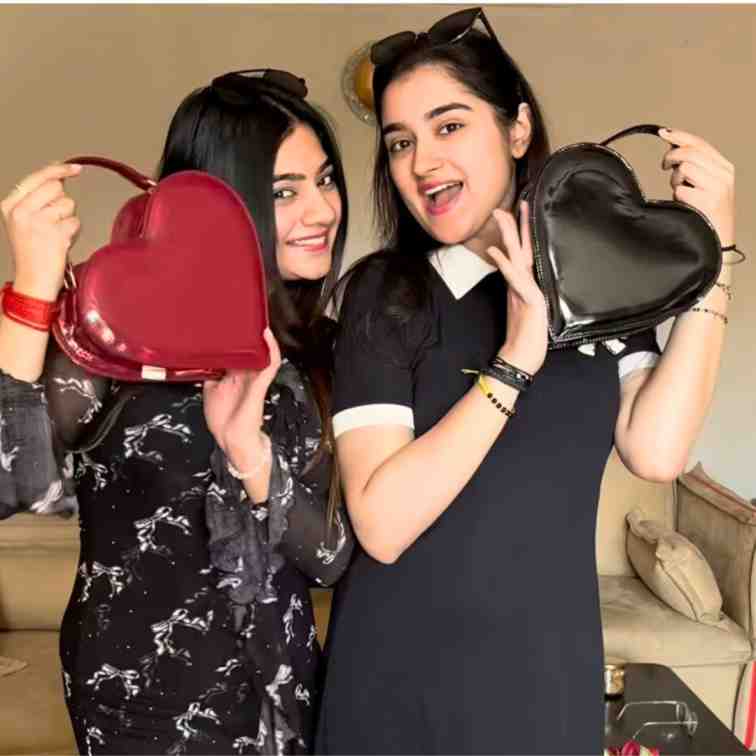 Adore Me Bag - Cherry red